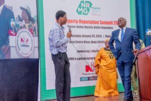 Government is not the country, Fashola draws the line